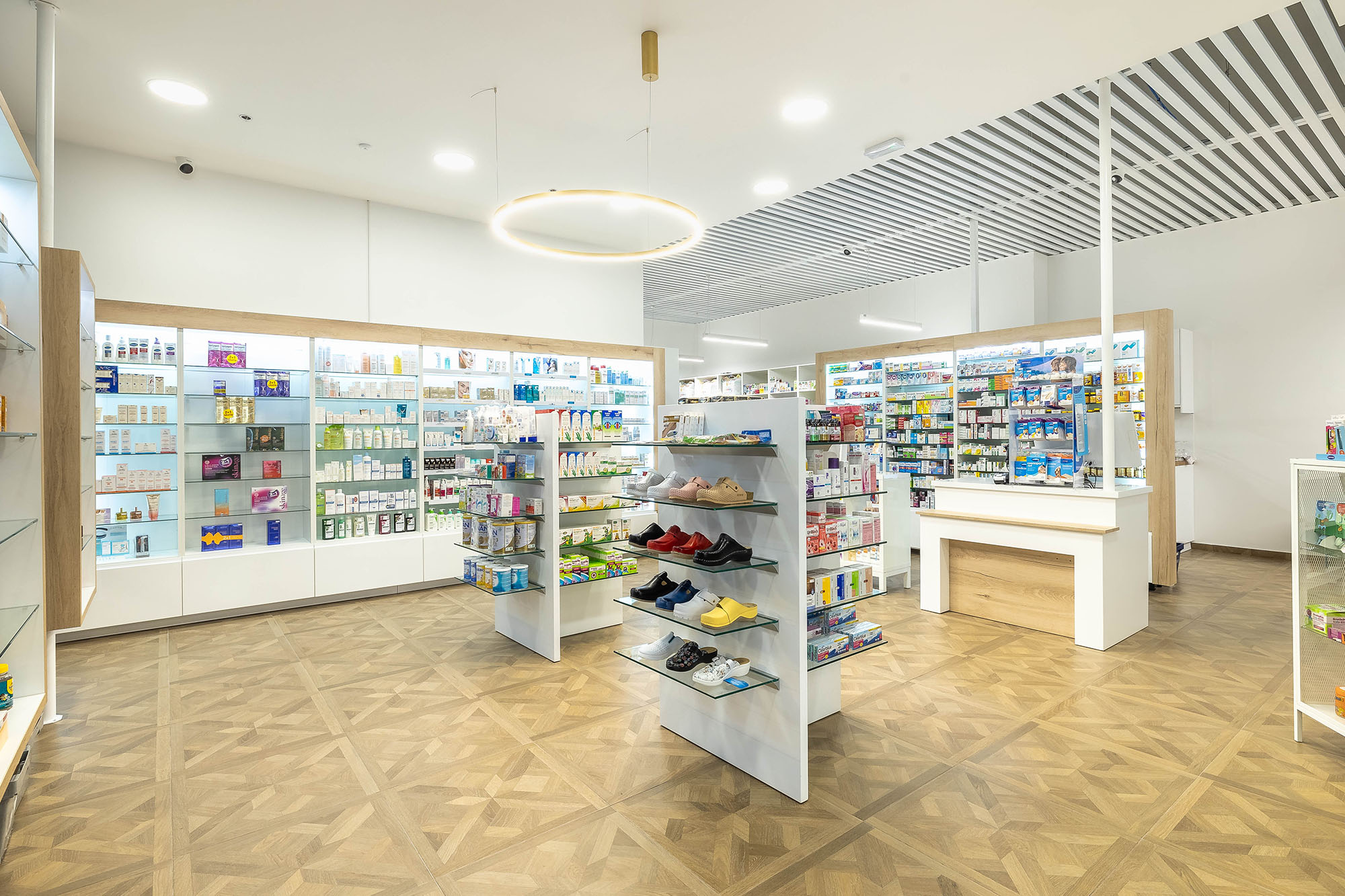 Fotografija prostora ljekarne 4